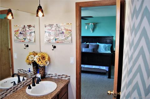 19351 E 40th Pl, Denver, CO 80249 photo 16