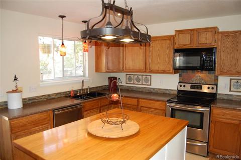 19351 E 40th Pl, Denver, CO 80249 photo 9