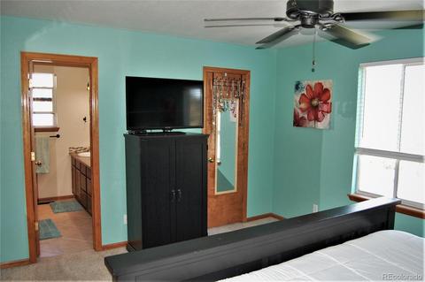 19351 E 40th Pl, Denver, CO 80249 photo 14
