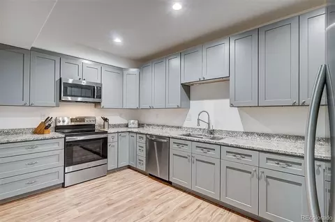 Kitchen - 9601 Eldora St, Arvada, CO 80007 photo 4 of 5