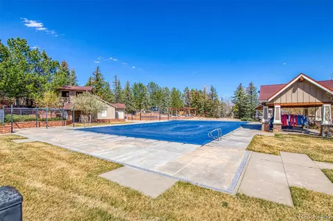 Exterior - 25150 E Ottawa Dr, Aurora, CO 80016 photo 8 of 9
