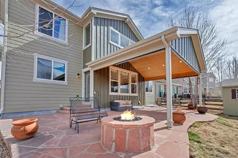 Exterior - 25150 E Ottawa Dr, Aurora, CO 80016 photo 5 of 9