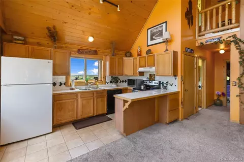 Kitchen - 42 Ridge Cir, Divide, CO 80814 photo 1 of 2