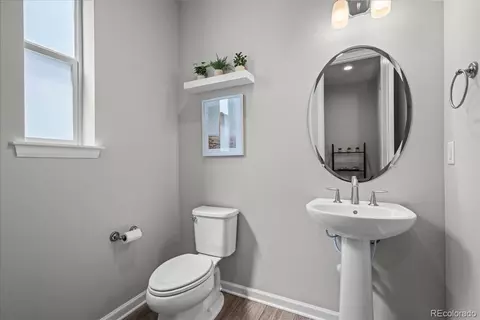 Bath - 6363 E 142nd Pl, Thornton, CO 80602 photo 2 of 4