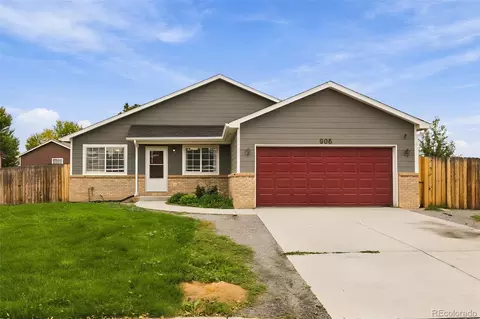 906 Greenwood Ct, Fort Lupton, CO 80621