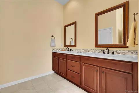 Bath - 22680 Eads Cir, Aurora, CO 80016 photo 2 of 4