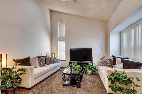 4934 Eagle St, Denver, CO 80239 photo 6