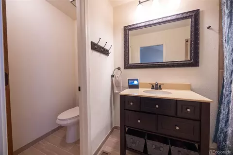Bath - 16821 E Hialeah Ave, Centennial, CO 80015 photo 1 of 3