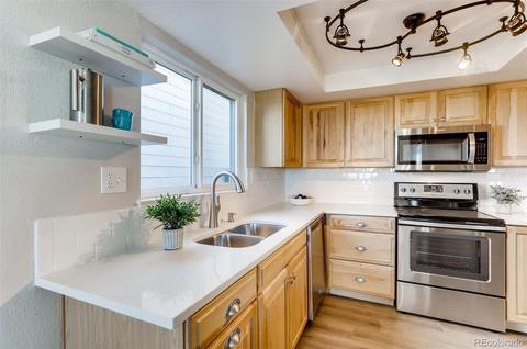 830 Centennial Dr, Bennett, CO 80102 photo 9
