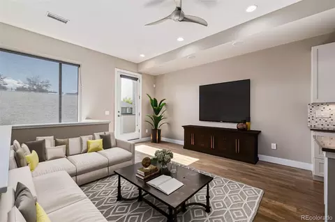 3265 W 17th Ave, Denver, CO 80204