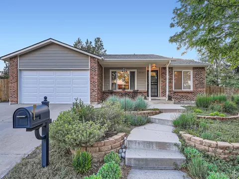 4063 S Cathay Ct, Aurora, CO 80013