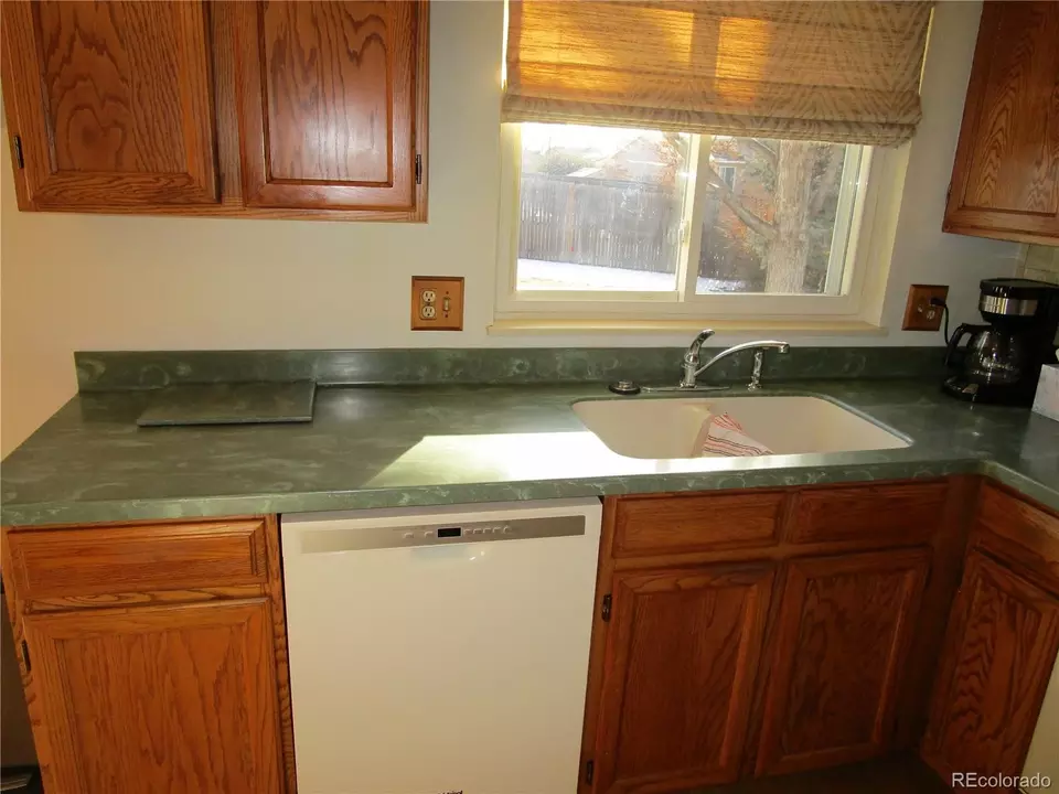  1477 S Lewiston St, Aurora, CO 80017 photo 7