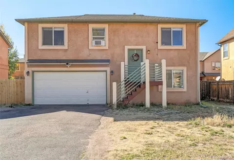 1805 Columbine Village Dr, Woodland Park, CO 80863