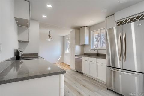 8452 Dover Ct, Arvada, CO 80005 photo 11