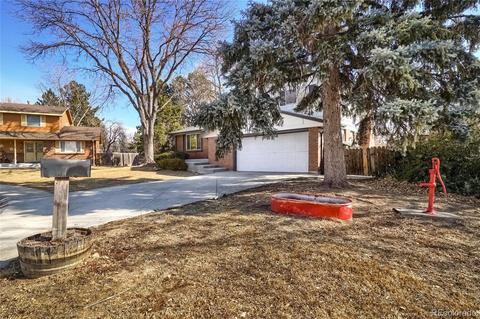 8452 Dover Ct, Arvada, CO 80005 photo 2