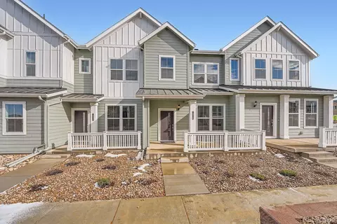 1926 S Haleyville Way, Aurora, CO 80018