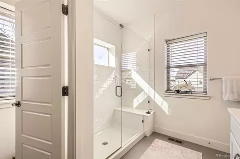 2572 Iola St, Aurora, CO 80010 photo 19