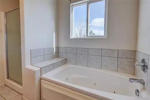 Bath - 2804 39th Ave, Greeley, CO 80634 photo 1 of 4