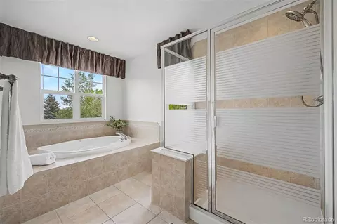 Bath - 7318 S Millbrook St, Aurora, CO 80016 photo 3 of 5