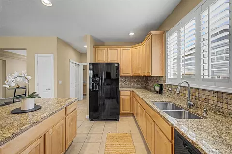 Kitchen - 7318 S Millbrook St, Aurora, CO 80016 photo 5 of 5