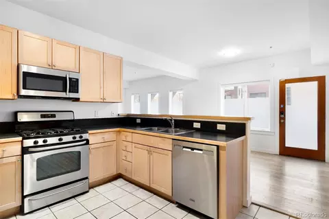 Kitchen - 3212 Foundry Pl, Boulder, CO 80301 photo 2 of 2