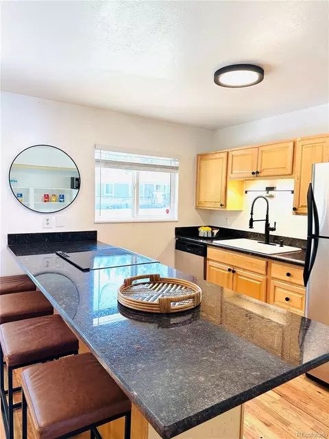 8150 E Linvale Pl, Denver, CO 80231 photo 5