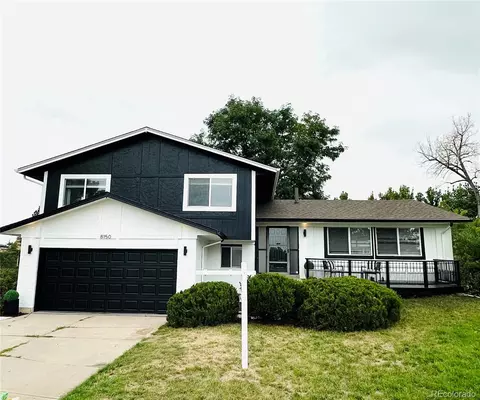 8150 E Linvale Pl, Denver, CO 80231