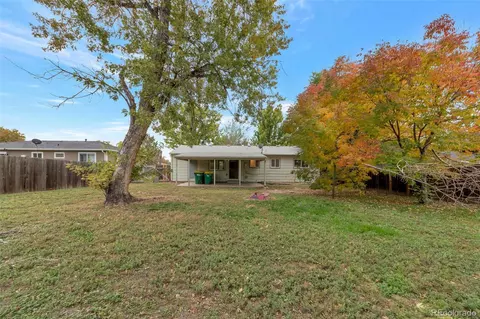 Exterior - 11621 E Ada Pl, Aurora, CO 80012 photo 2 of 2