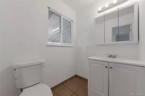 Bath - 11621 E Ada Pl, Aurora, CO 80012 photo 1 of 2