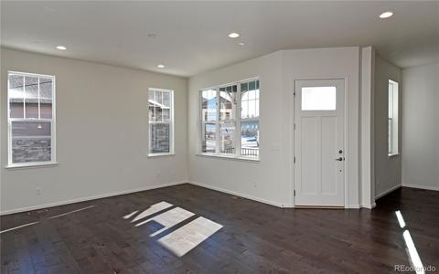 24953 E Phillips Pl, Aurora, CO 80016 photo 2