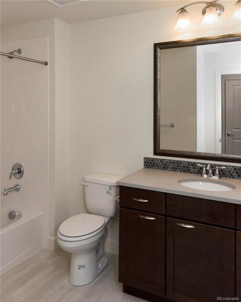 24953 E Phillips Pl, Aurora, CO 80016 photo 17