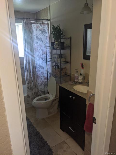 8366 Mitze Dr, Denver, CO 80221 photo 5