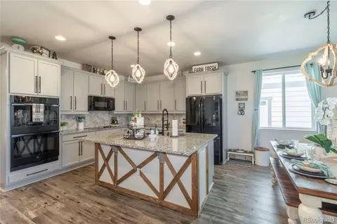 27851 E 9th Dr, Aurora, CO 80018 photo 3