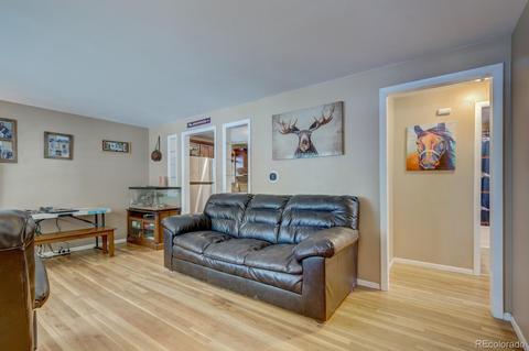 7902 Grace Ct, Denver, CO 80221 photo 2