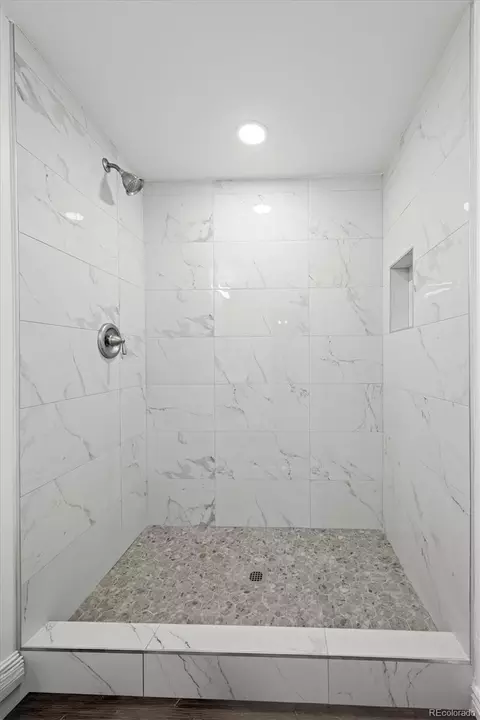 Bath - 11170 Cherry Cir, Thornton, CO 80233 photo 4 of 4