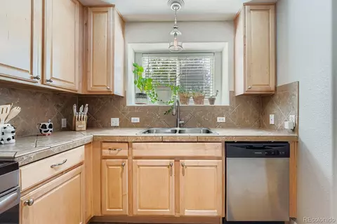 Kitchen - 18761 E 58th Ave #A, Denver, CO 80249 photo 4 of 4