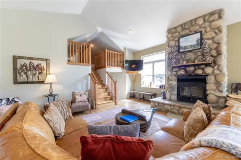 Living - 12434 S Us Hwy 285, Conifer, CO 80433 photo 3 of 4