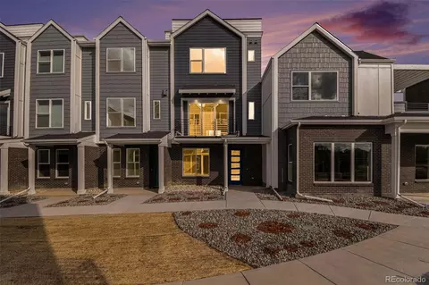 888 S Valentia St #105, Denver, CO 80247