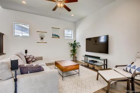 11459 E 25th Dr, Aurora, CO 80010 photo 4