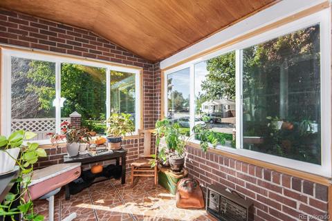 520 Stuart St, Denver, CO 80204 photo 3