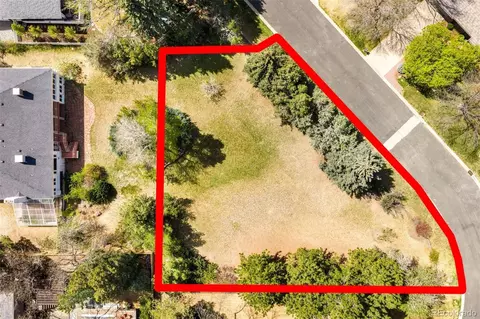 5691 Southmoor Ln # B, Englewood, CO 80111