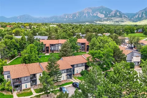 View/Area - 790 W Moorhead Cir #E, Boulder, CO 80305 photo 1 of 2