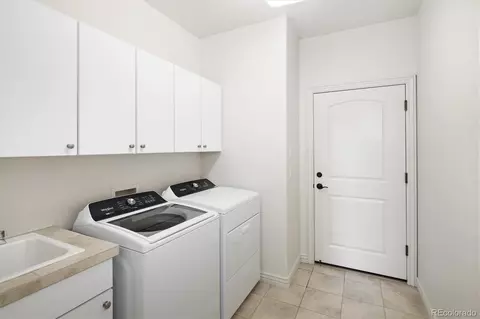 8716 E Iliff Dr, Denver, CO 80231 photo 29
