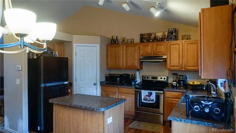 14592 E 52nd Ave, Denver, CO 80239 photo 4