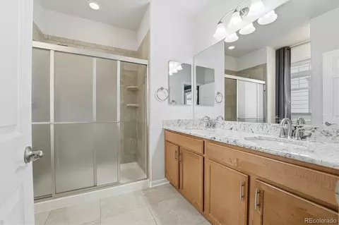 Bath - 25561 E 5th Pl, Aurora, CO 80018 photo 1 of 6