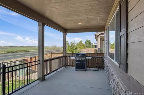Exterior - 25561 E 5th Pl, Aurora, CO 80018 photo 2 of 7