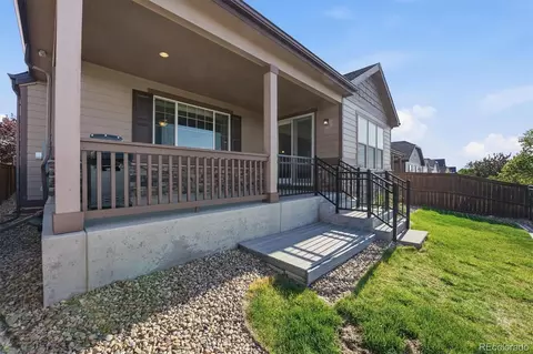 Exterior - 25561 E 5th Pl, Aurora, CO 80018 photo 5 of 7