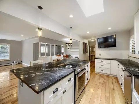 6305 S Valleyview St, Littleton, CO 80120