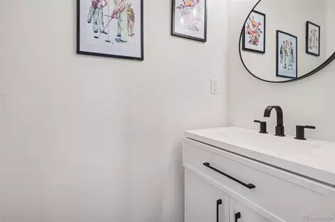 Bath - 4734 S Taft Ct, Morrison, CO 80465 photo 2 of 2