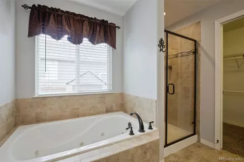Bath - 6803 Spruce St, Frederick, CO 80530 photo 2 of 4